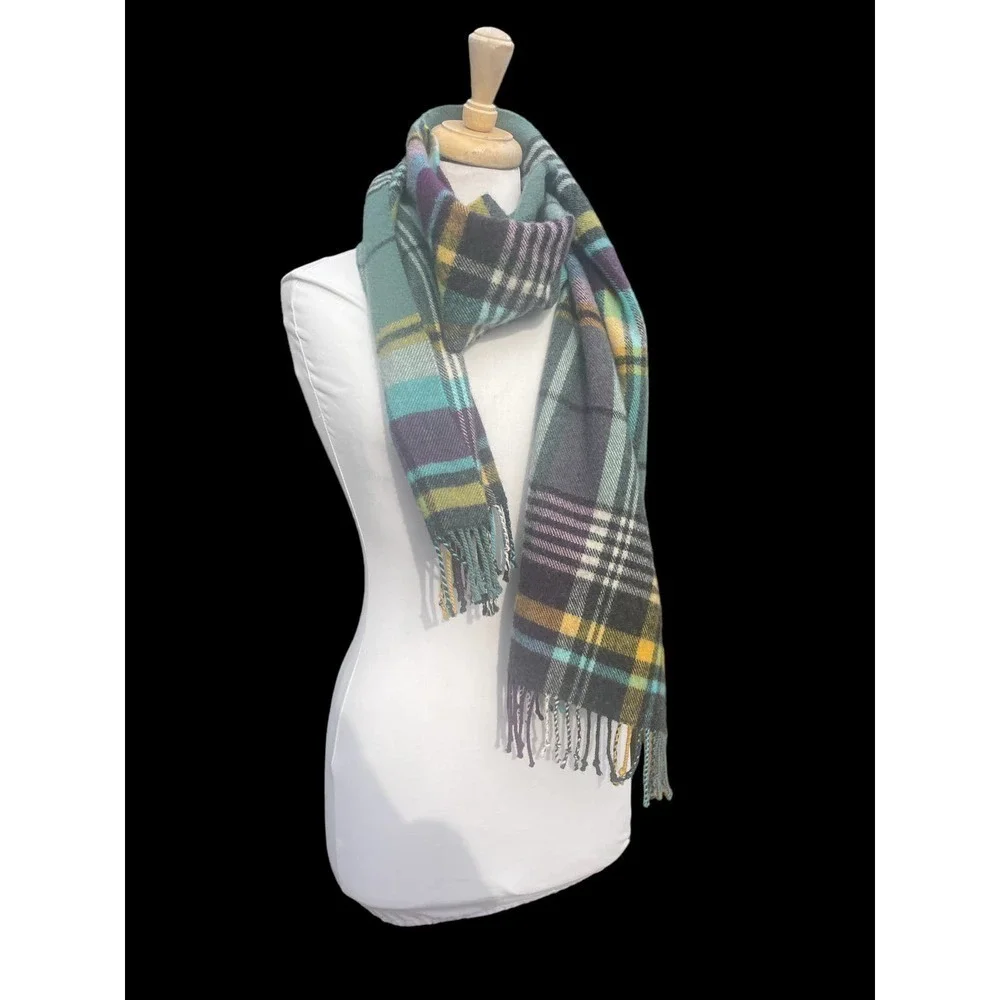 Johnstons - Made in Scotland Plaid Scarf